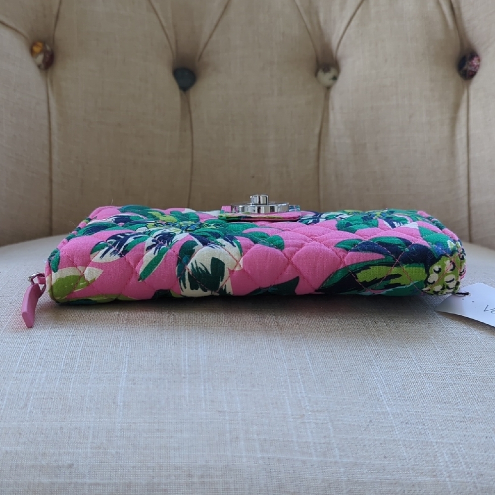 Floral Quilted Wallet - Pink & Green NWT - Picture 9 of 11